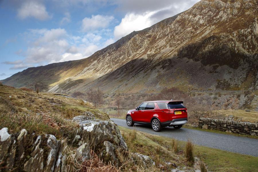  Land Rover Discovery HSE 2017 года  (UK) (фото 9 из 40)